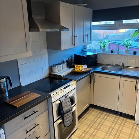 Fantastic Full 3 Bedroom Modern Apartment Belfast Exterior foto