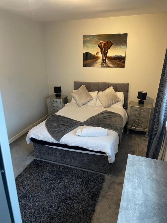 Fantastic Full 3 Bedroom Modern Apartment Belfast Exterior foto